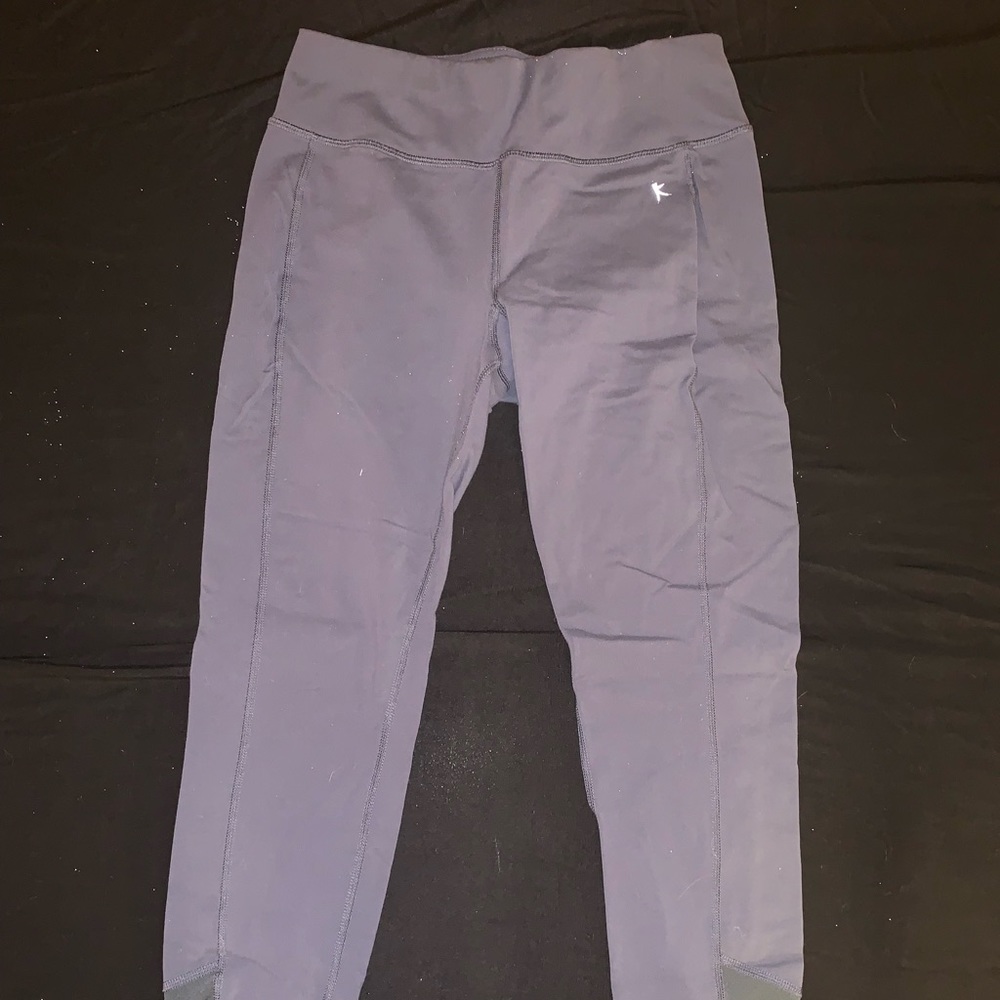 REFLECTIVE Gray mesh workout leggings